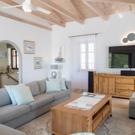Hotel El Aquila 4*