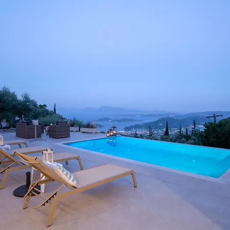 Hotel El Aquila 4*