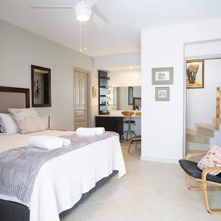 El Aquila Hotel 4*